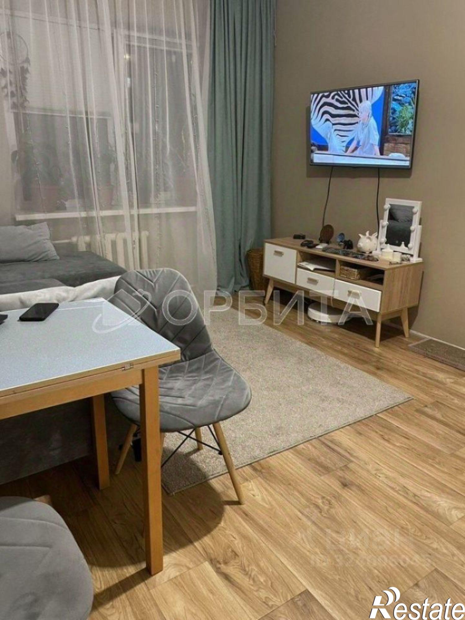 Купить квартиру за 3 675 000 рублей на ул Муравленко, 9