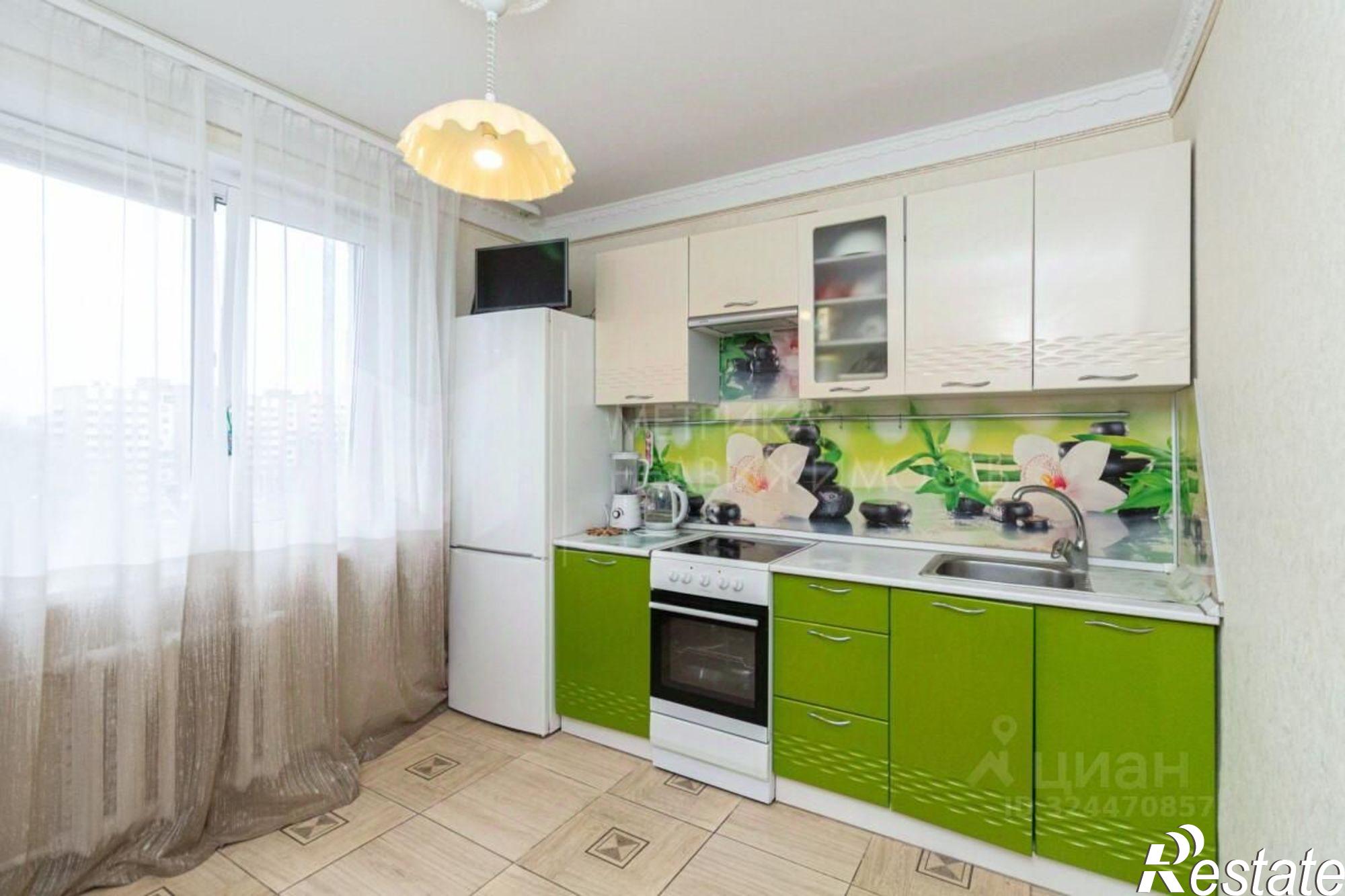 Купить квартиру за 5 800 000 рублей на улица Республики, 219