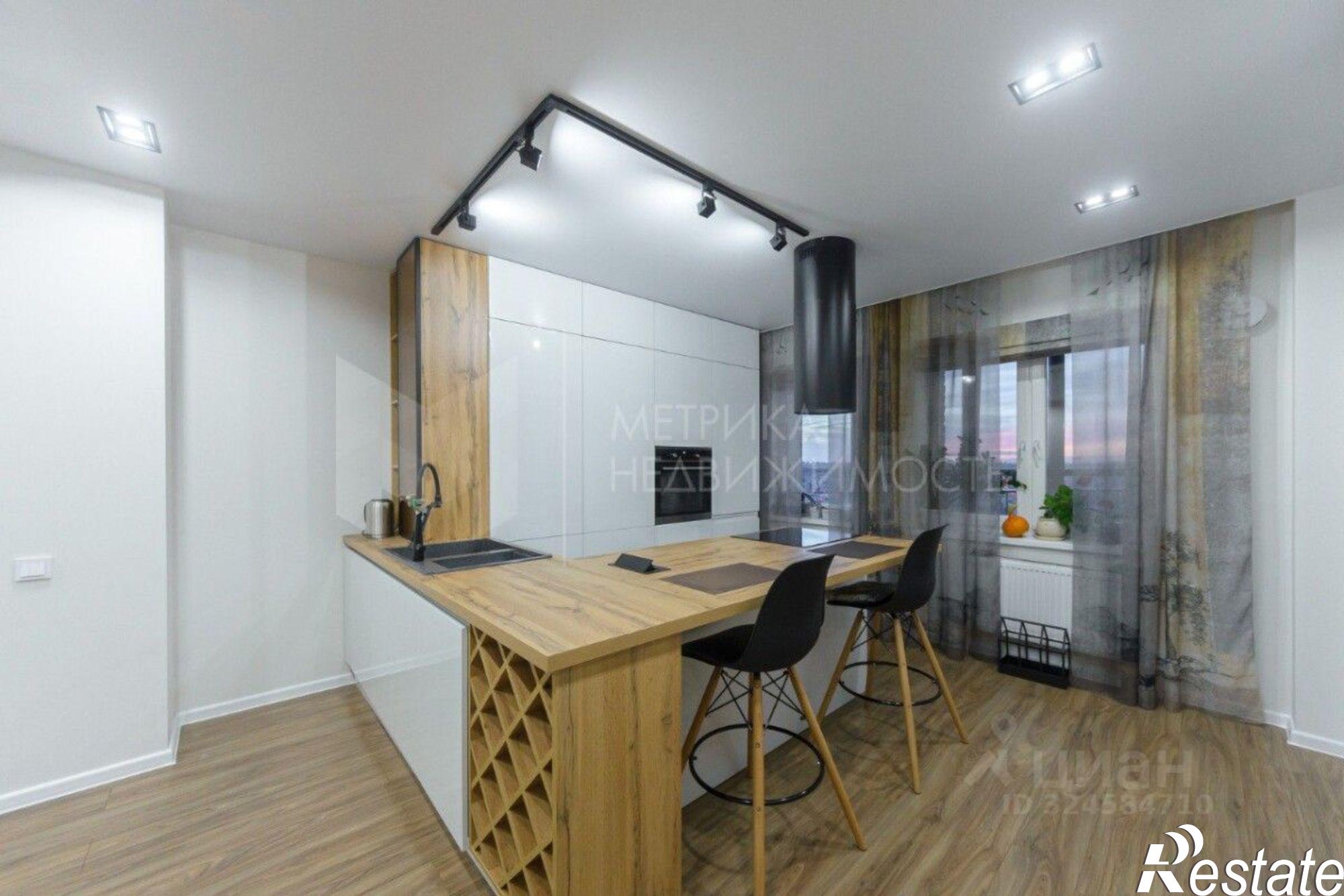 Сдать квартиру за 62 000 рублей на улица Федюнинского, 64/1