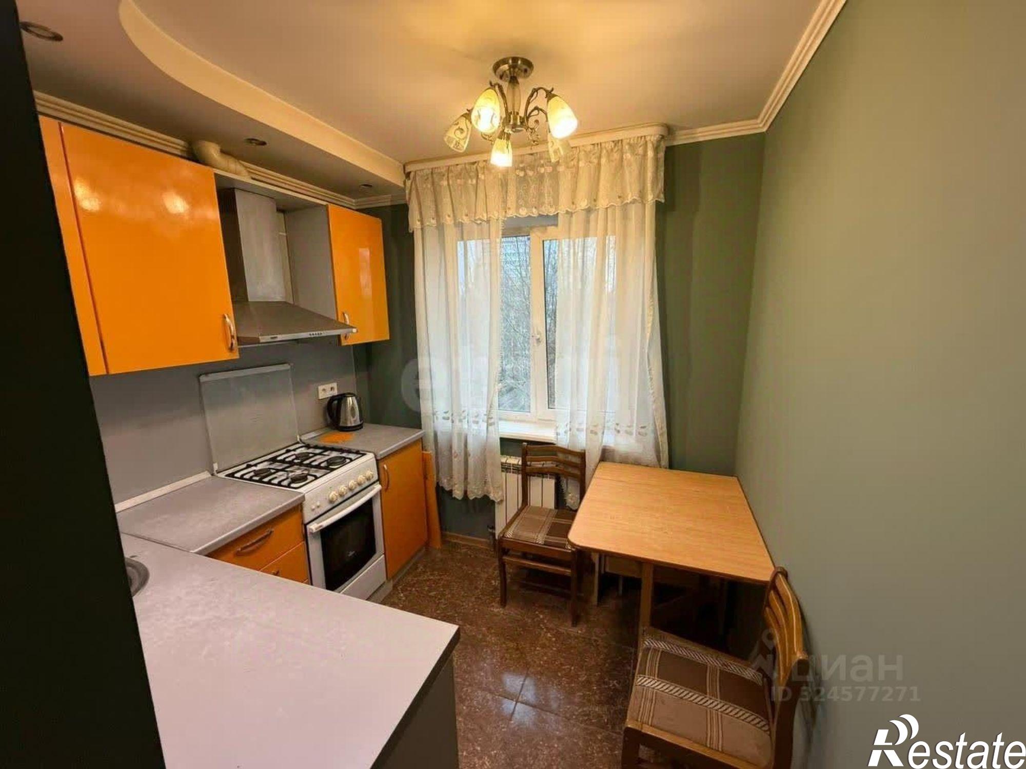 Сдать квартиру за 28 000 рублей на ул Республики, 190