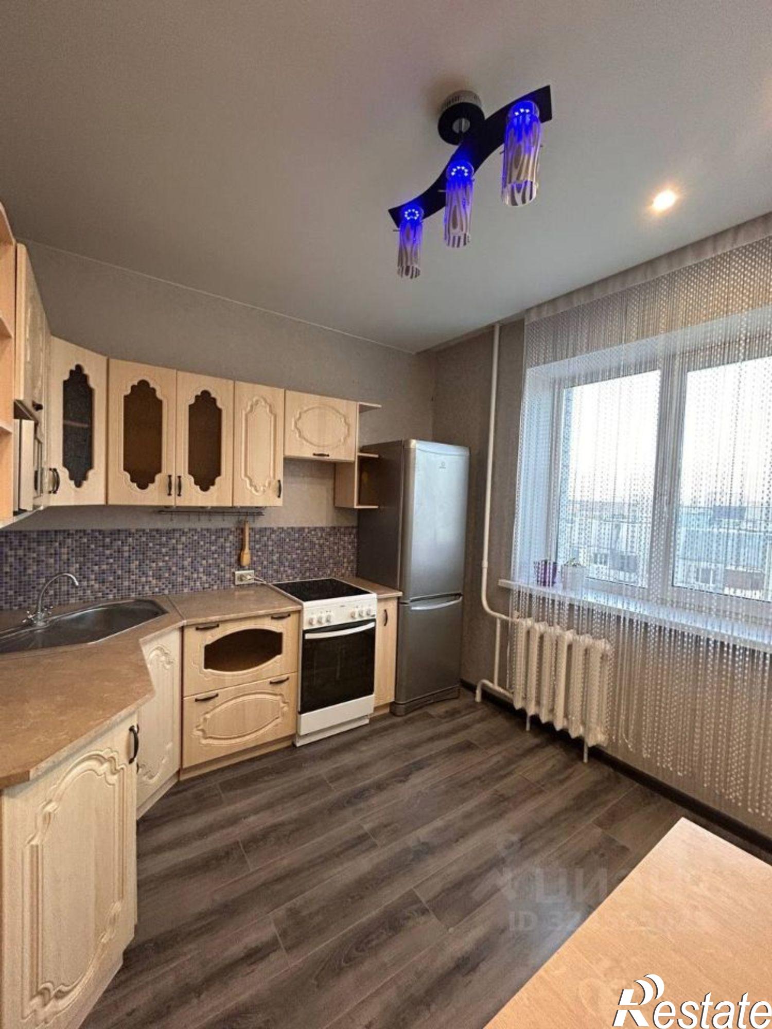 Сдать квартиру за 27 000 рублей на ул Муравленко, 3 1