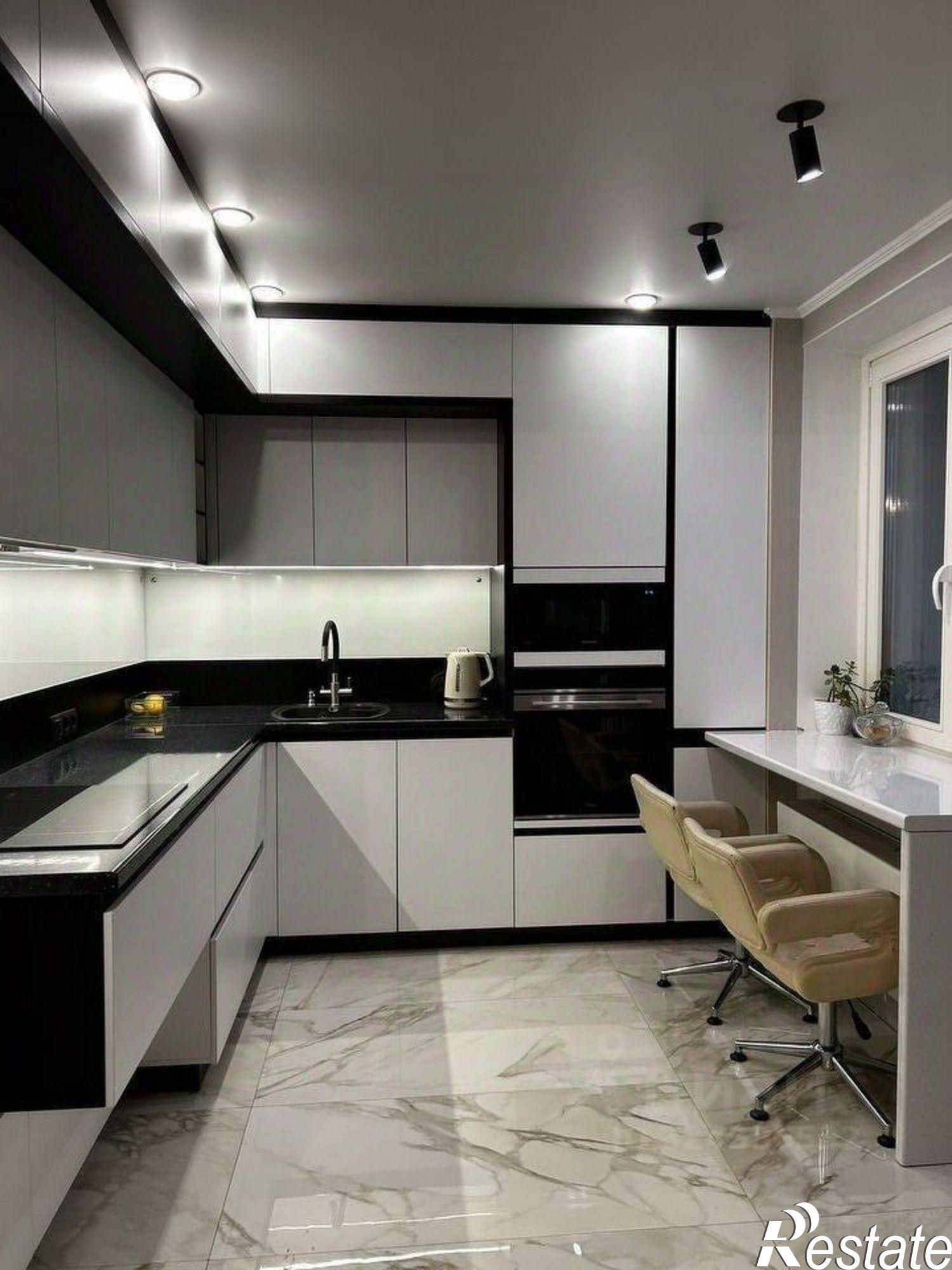 Купить квартиру за 8 150 000 рублей на ул Федюнинского, 60