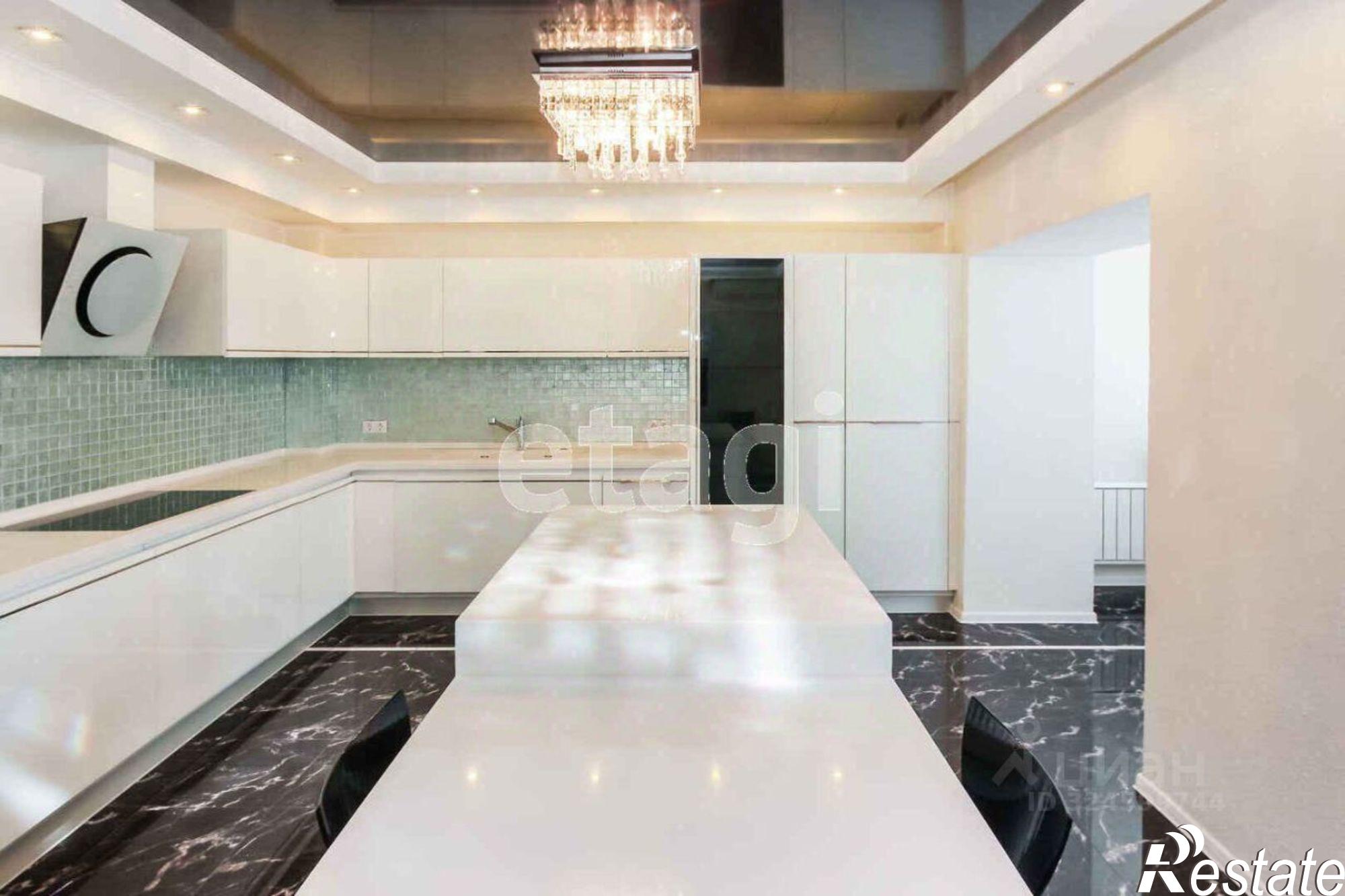 Купить квартиру за 24 000 000 рублей на Рижская улица, 62/2