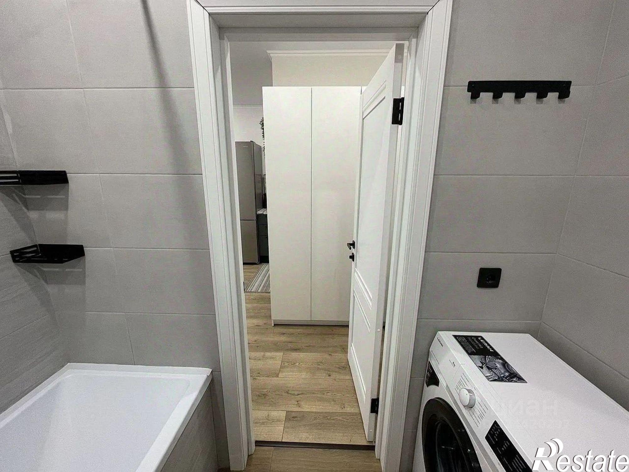 Купить квартиру за 5 499 000 рублей на улица Фармана Салманова, 3