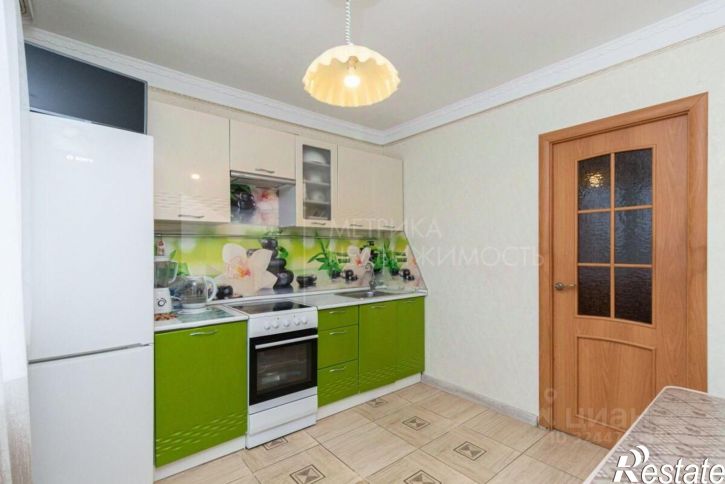 2-комн квартира улица Республики, 219,  д. 219