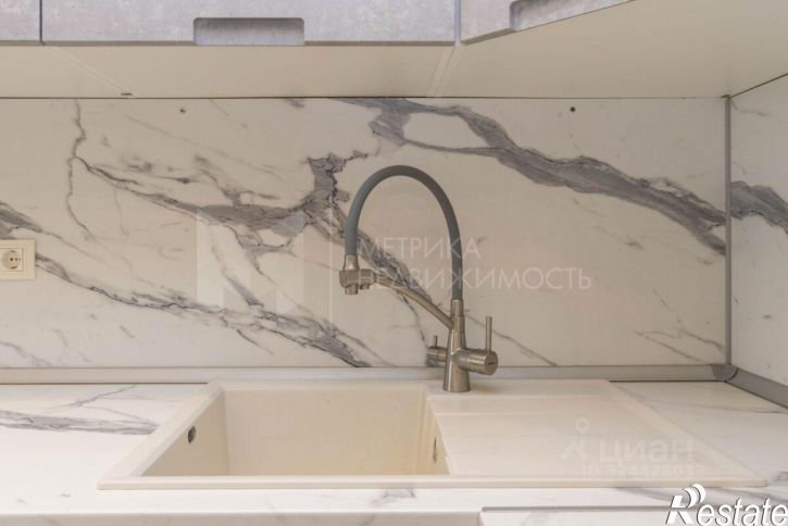 2-комн квартира ул Малая Боровская, 38 2,  д. 38 2,  к. 2