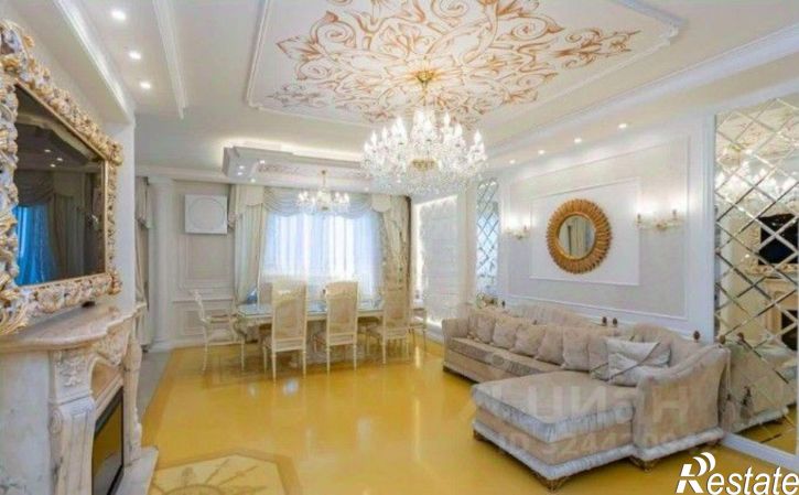 6-комн квартира улица Валерии Гнаровской, 12,  д. 12