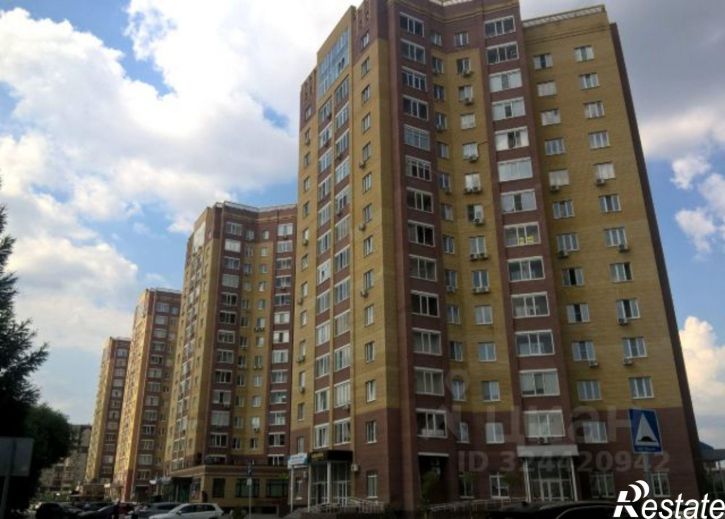 6-комн квартира улица Валерии Гнаровской, 12,  д. 12