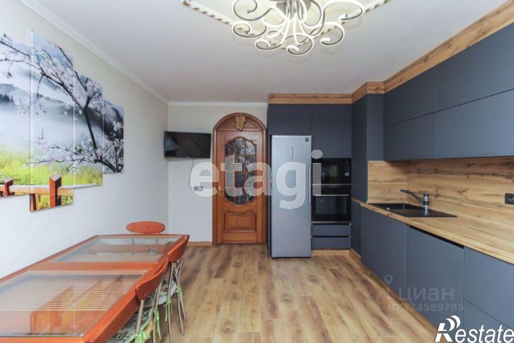 5-комн квартира ул Моторостроителей, 14,  д. 14