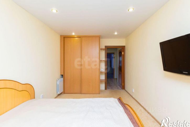 2-комн квартира Беловежская улица, 9,  д. 9