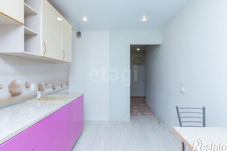 2-комн квартира Беловежская улица, 9,  д. 9