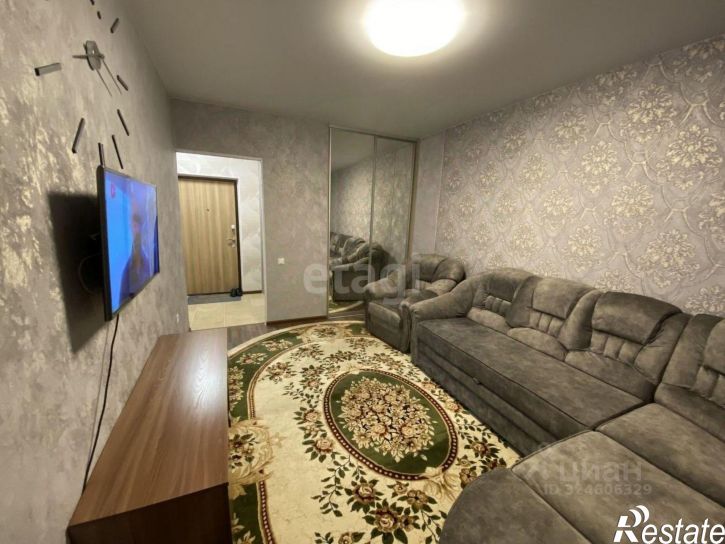 1-комн квартира улица Фармана Салманова, 4,  д. 4