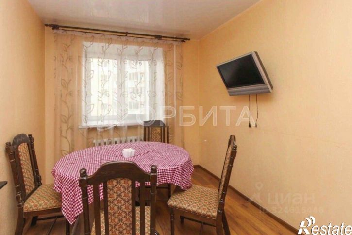 3-комн квартира улица Малыгина, 4/1,  д. 4/1