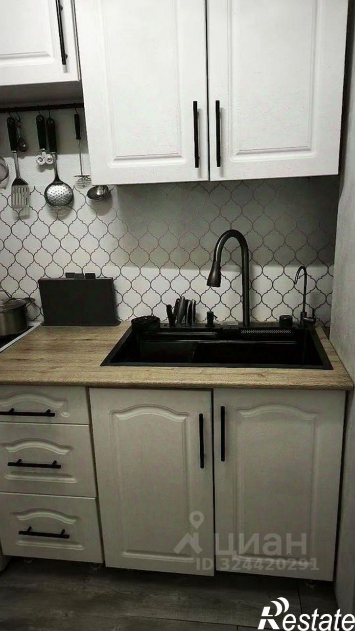 2-комн квартира улица Николая Чаплина, 115,  д. 115