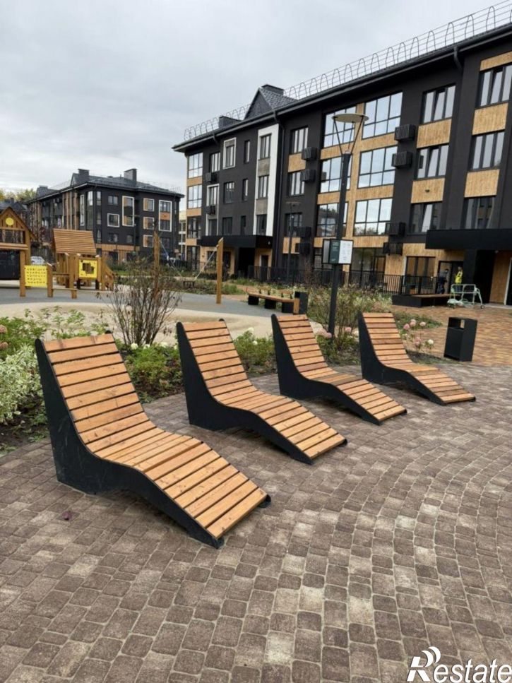 2-комн квартира улица Игоря Комиссарова, 15,  д. 15