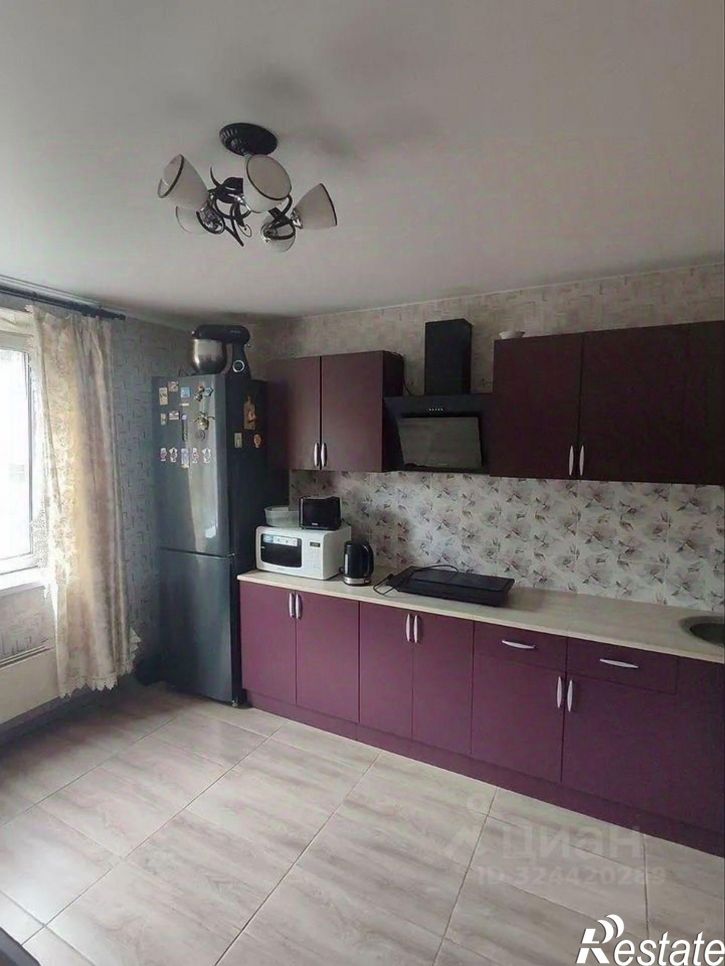 2-комн квартира Широтная улица, 83,  д. 83