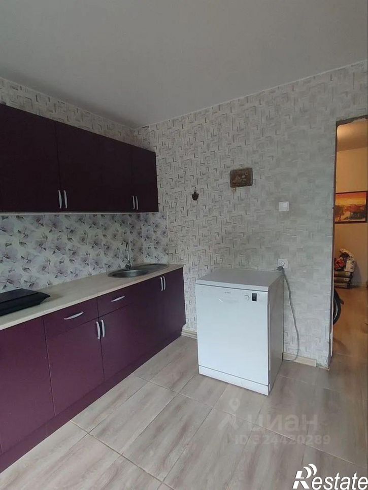 2-комн квартира Широтная улица, 83,  д. 83