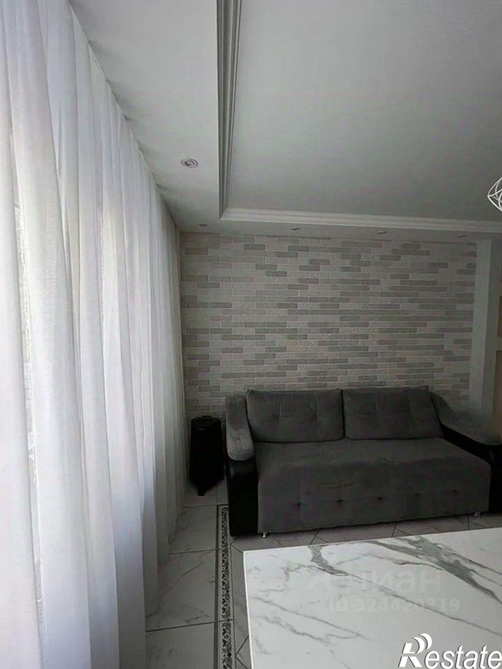 3-комн квартира Кремлёвская улица, 112 к1,  д. 112 к1