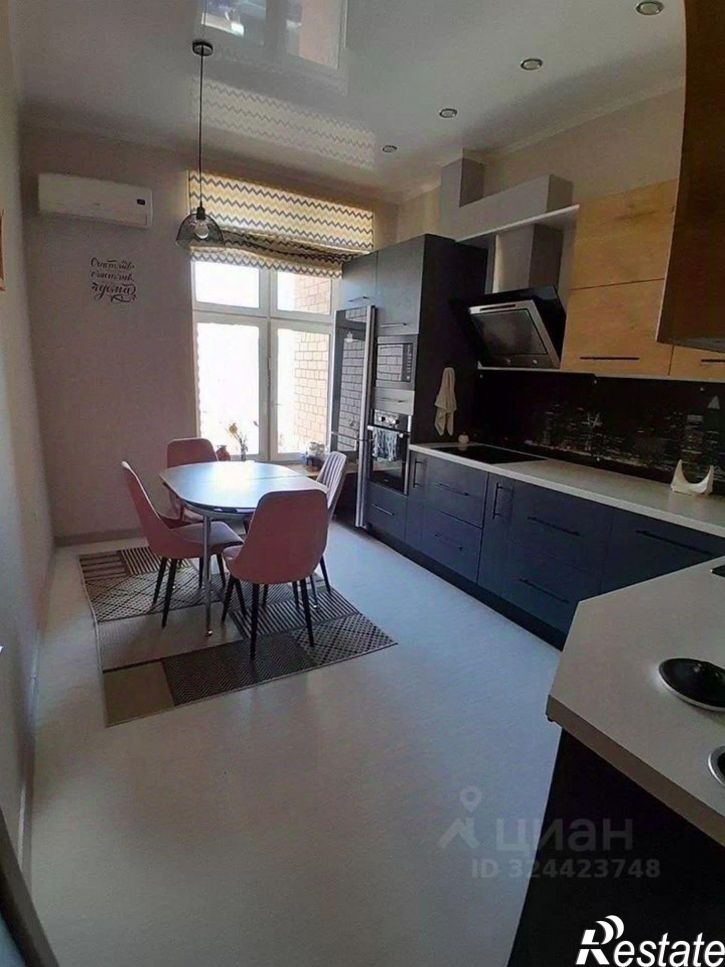 3-комн квартира улица Прокопия Артамонова, 15,  д. 15