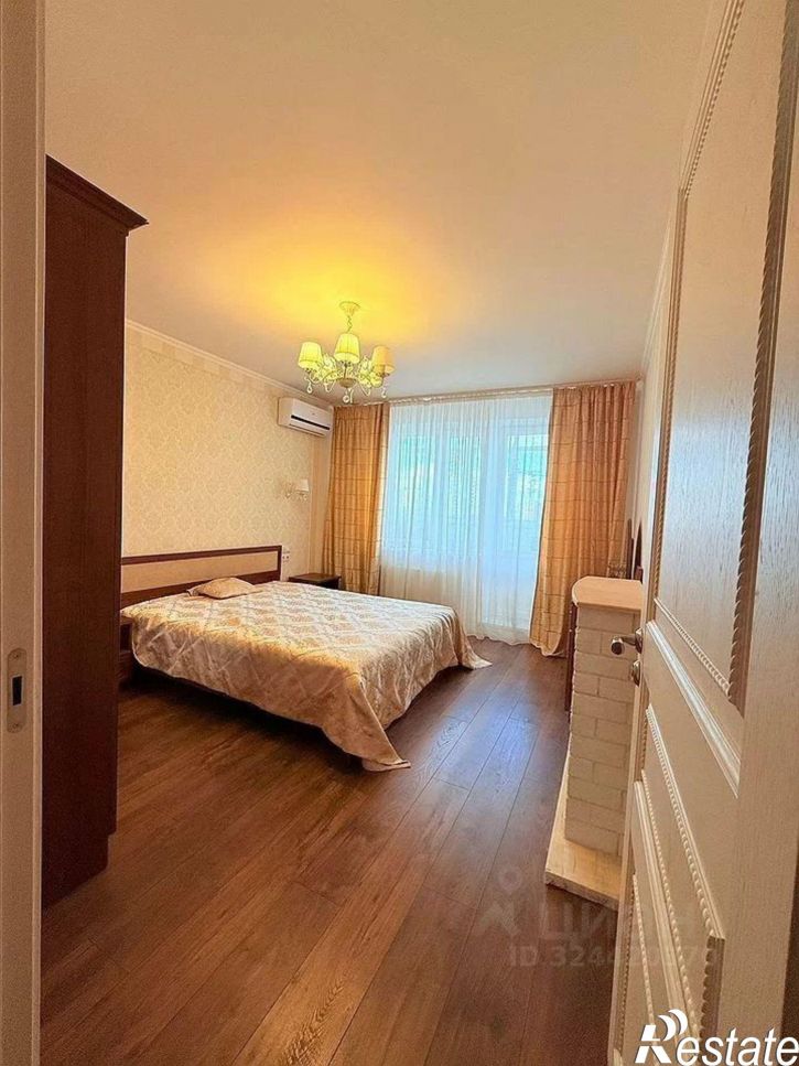 3-комн квартира улица Созидателей, 3,  д. 3