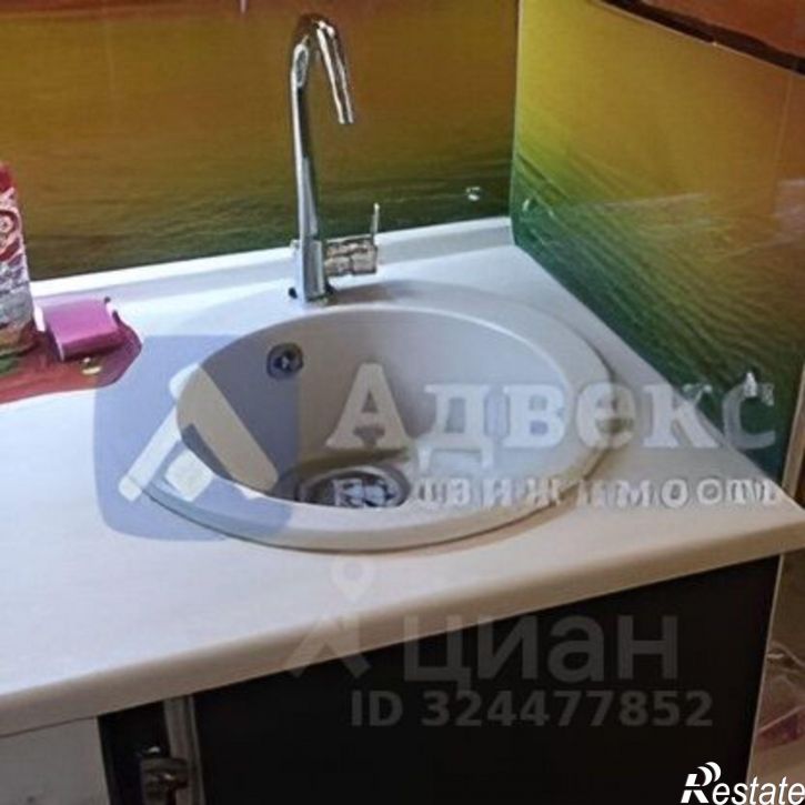 3-комн квартира улица Ивана Крылова, 7,  д. 7