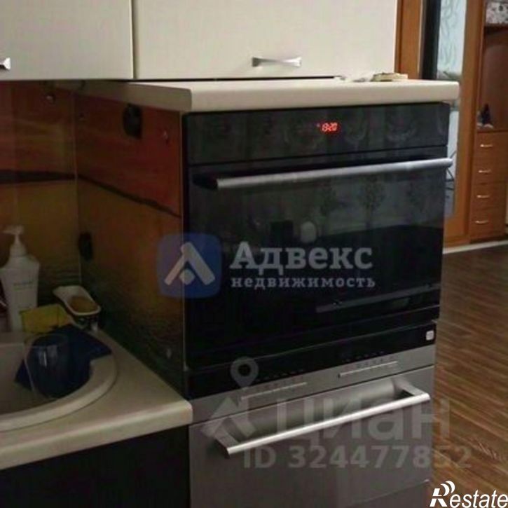 3-комн квартира улица Ивана Крылова, 7,  д. 7