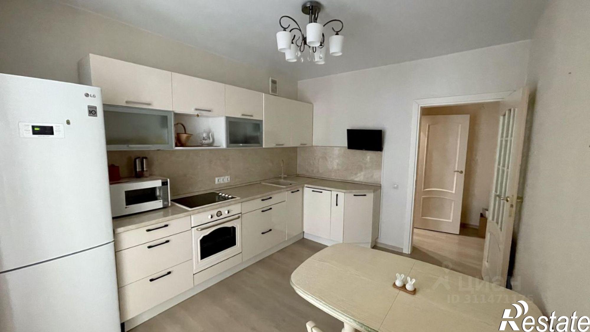 Сдать квартиру за 45 000 рублей на Полевая улица, 105 к3