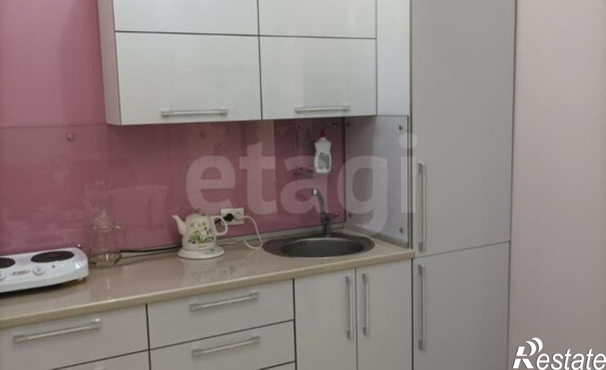 Купить квартиру за 10 600 000 рублей на Заречный проезд, 14