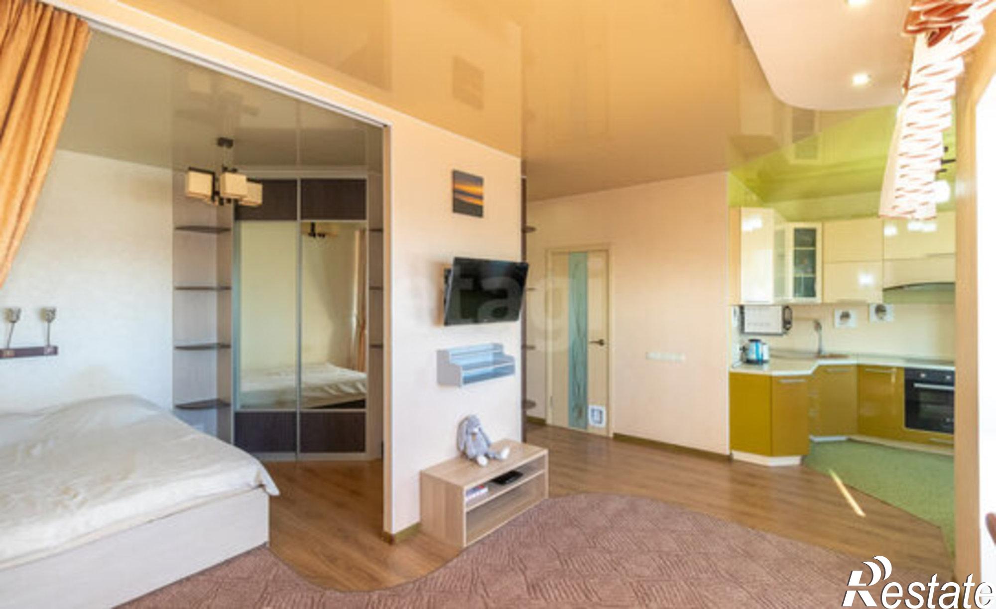 Купить квартиру за 5 000 000 рублей на ул Муравленко, 3 1