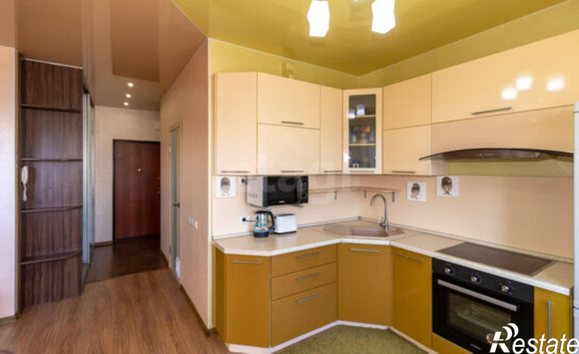 Купить квартиру за 5 000 000 рублей на ул Муравленко, 3 1