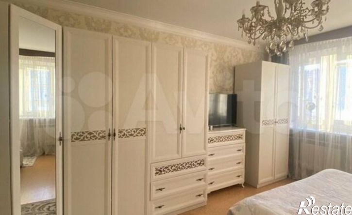 3-комн квартира улица Демьяна Бедного, 104/1,  д. 104/1