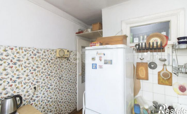 2-комн квартира улица Александра Матросова, 27,  д. 27