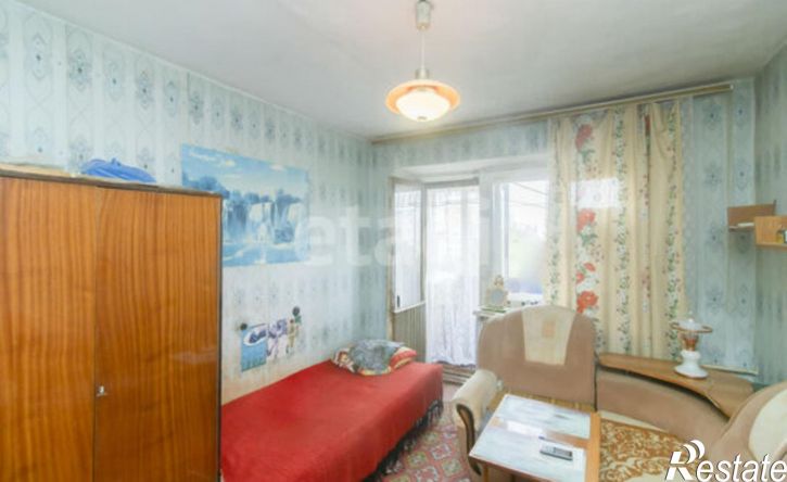 2-комн квартира улица Александра Матросова, 27,  д. 27