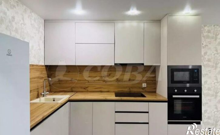 3-комн квартира улица Алексея Леонова, 36,  д. 36