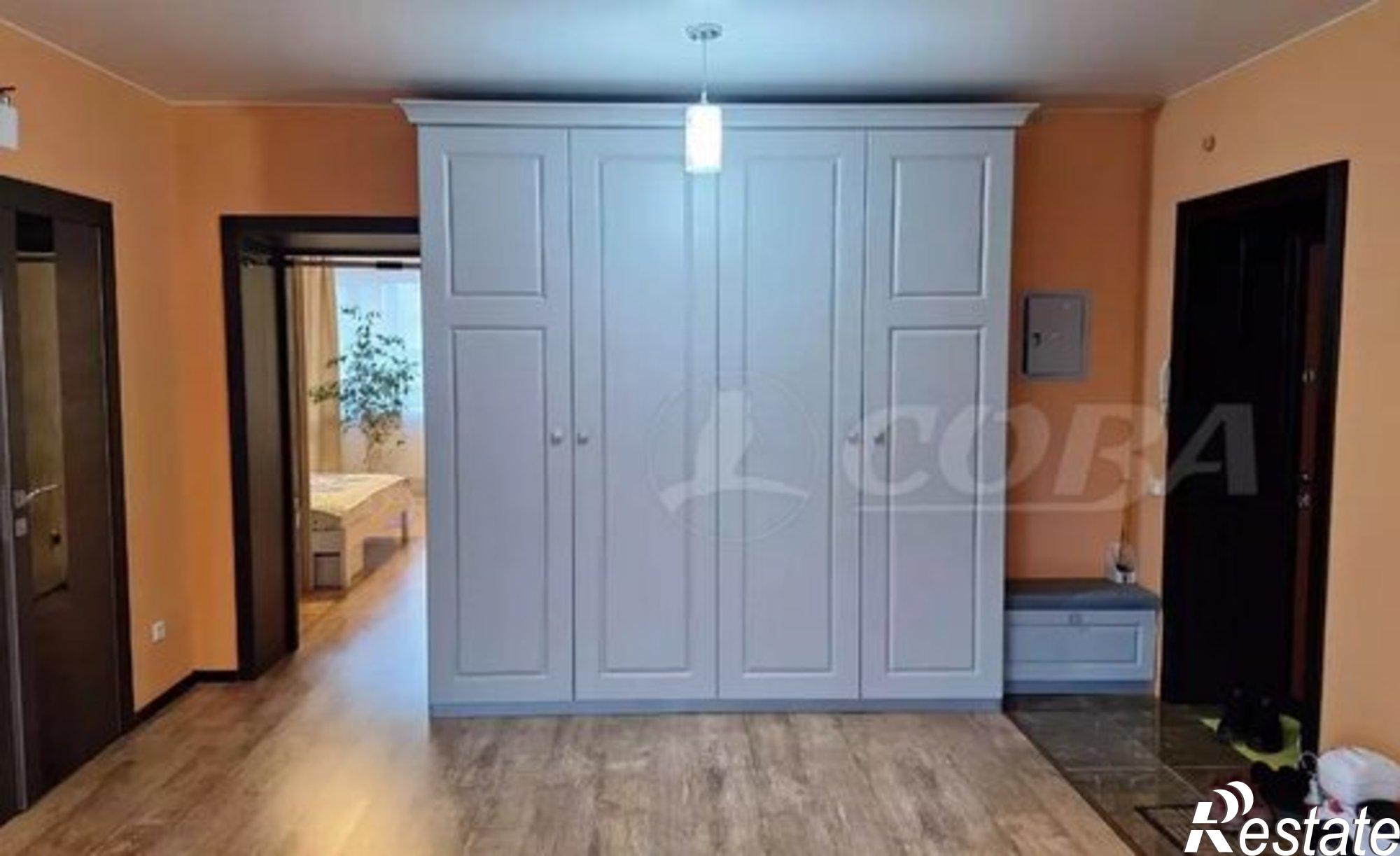 Купить квартиру за 10 000 000 рублей на ул Харьковская, 64