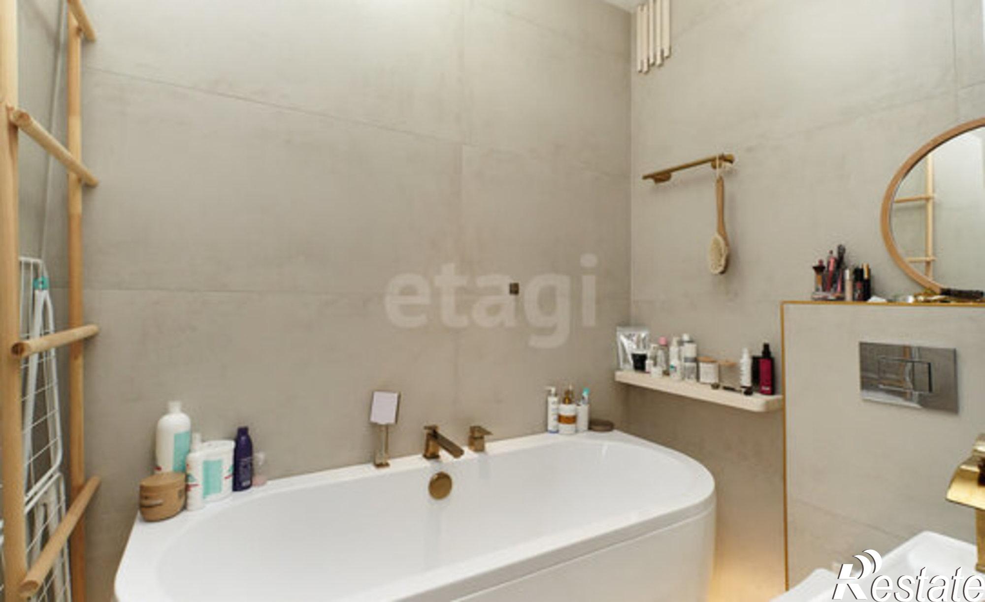 Купить квартиру за 8 600 000 рублей на ул Новоселов, 96