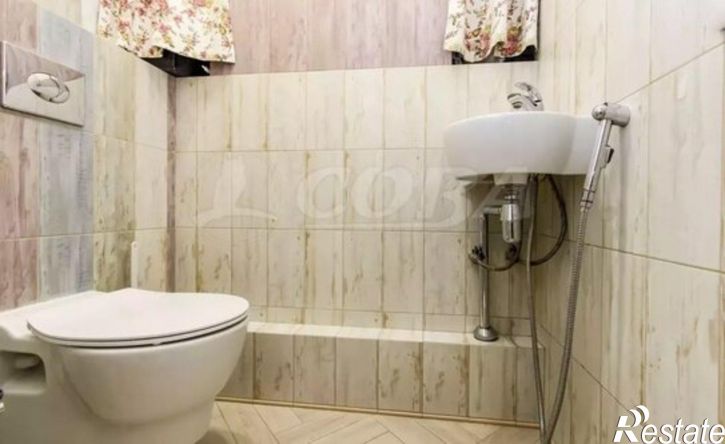 4-комн квартира ул Газовиков, 63,  д. 63