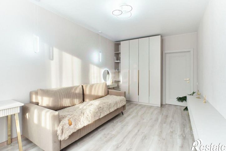 3-комн квартира улица Павла Никольского, 10 к1,  д. 10 к1