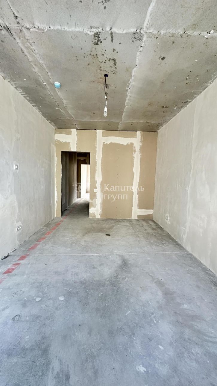 2-комн квартира ул Газовиков, 44