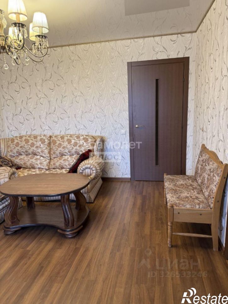 3-комн квартира улица 50 лет ВЛКСМ, 81,  д. 81