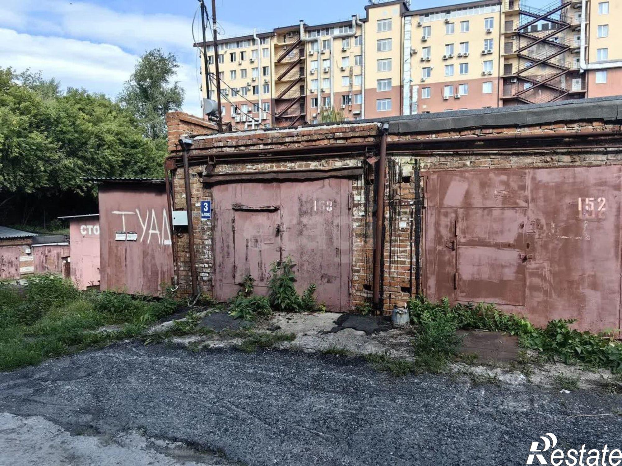 Купить гараж, место в паркинге за 290 016 рублей на ул Фридриха Энгельса, 5