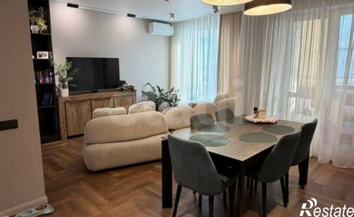 3-комн квартира ул Мельникайте, 34 1,  д. 34 1,  к. 1