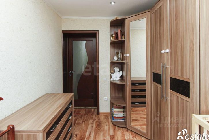 3-комн квартира ул Комбинатская, 38,  д. 38