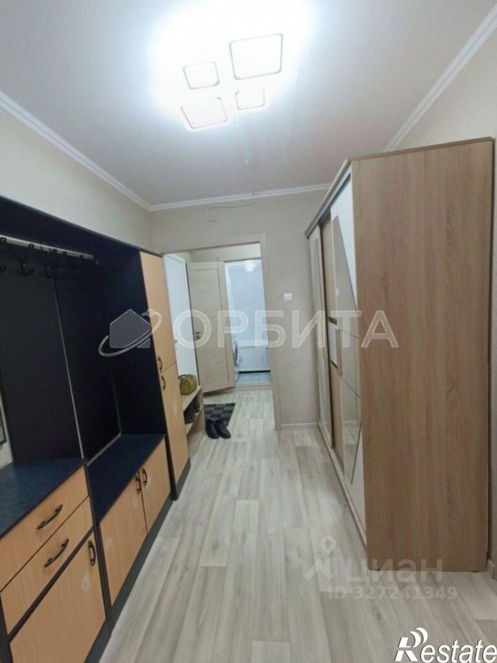 2-комн квартира ул Валерии Гнаровской, 8,  д. 8