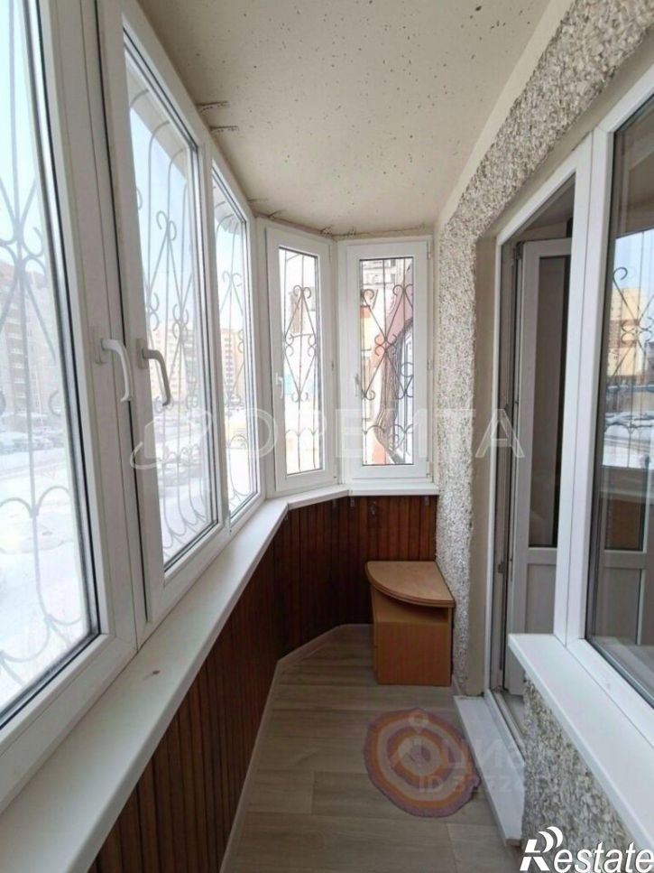 2-комн квартира ул Валерии Гнаровской, 8,  д. 8