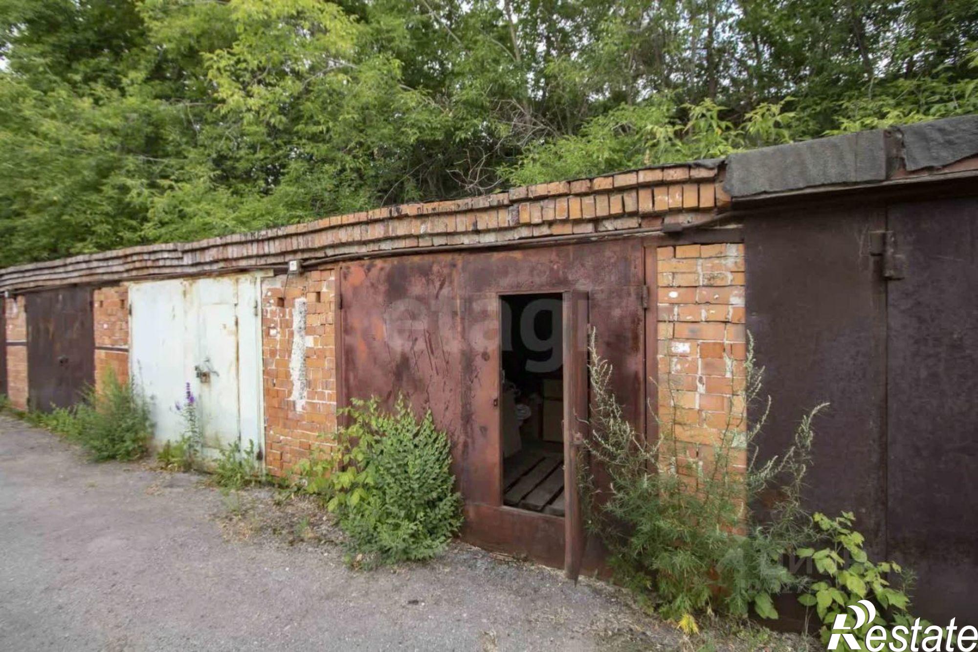 Купить гараж, место в паркинге за 438 463 рублей на ул Мельникайте, 33