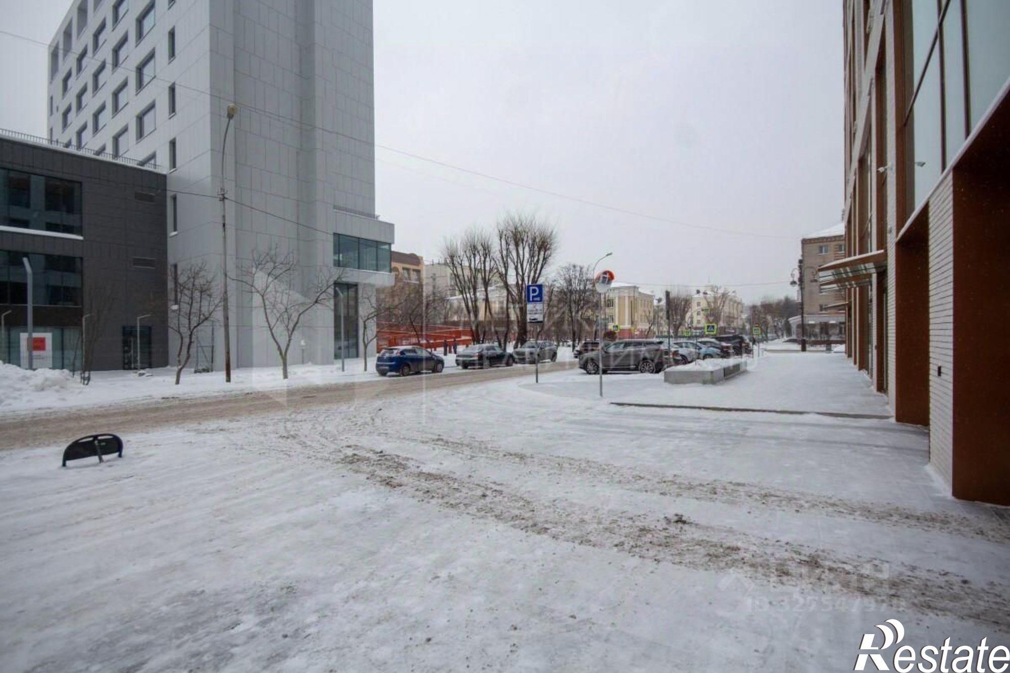 Купить гараж, место в паркинге за 4 049 390 рублей на ул Первомайская, 8