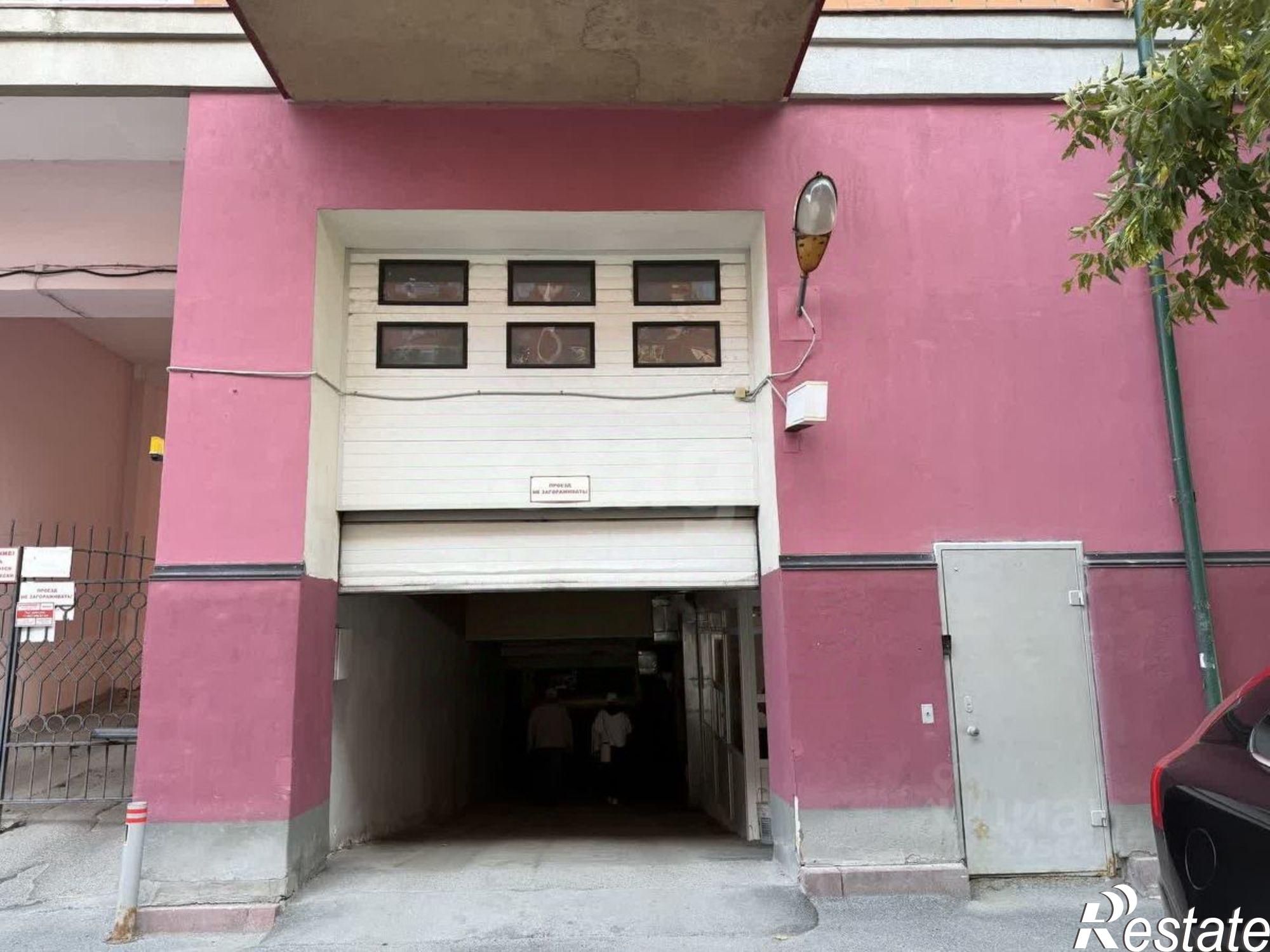 Купить гараж, место в паркинге за 915 664 рублей на ул Хохрякова, 10