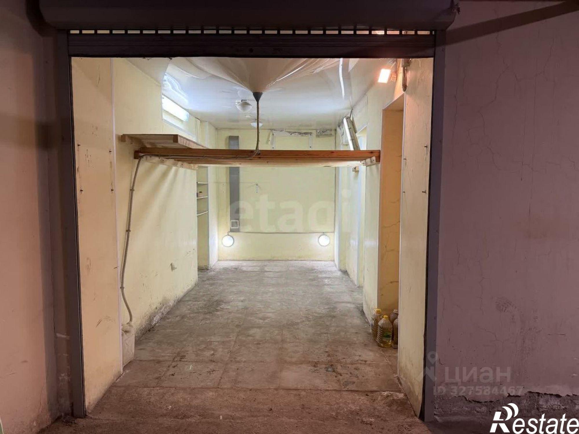 Купить гараж, место в паркинге за 915 664 рублей на ул Хохрякова, 10