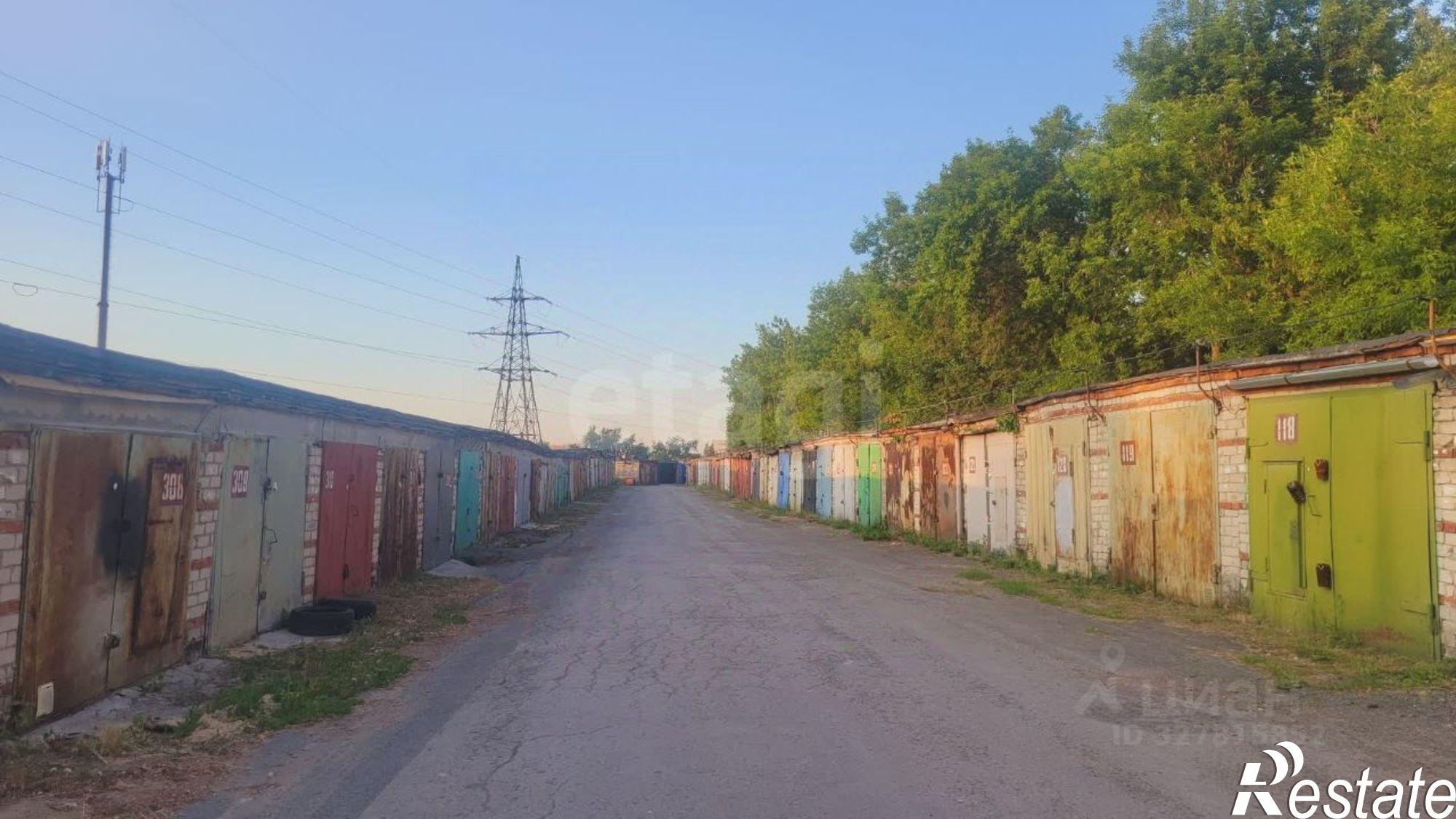 Купить гараж, место в паркинге за 290 912 рублей на ул Октябрьская, 33